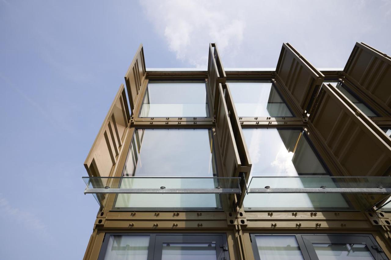 Tin Inn Montabaur L Einfach Gut - Das Hotel Aus Hochwertig Ausgebauten Ueberseecontainern Exteriör bild